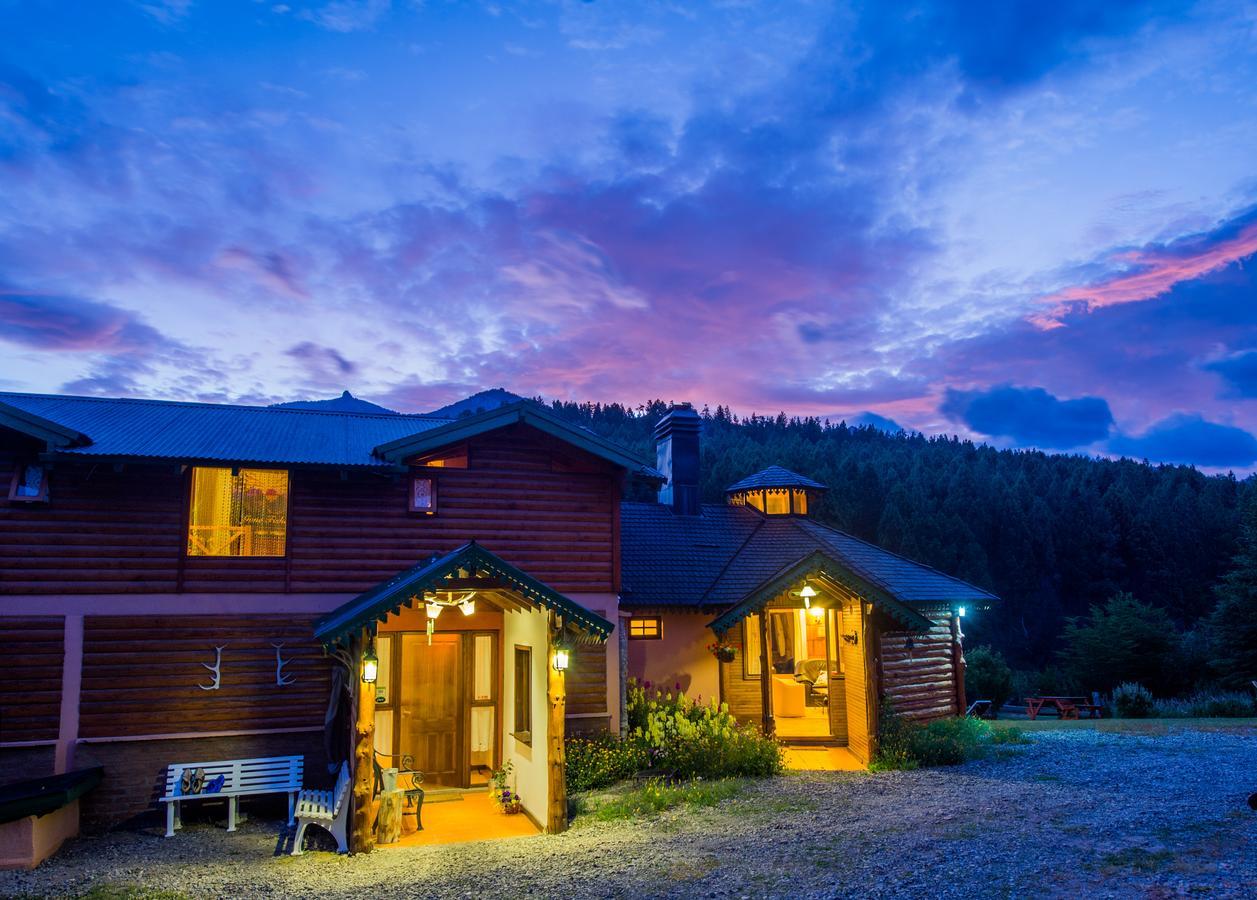 Rio Mel Lodge Villa Meliquina Luaran gambar